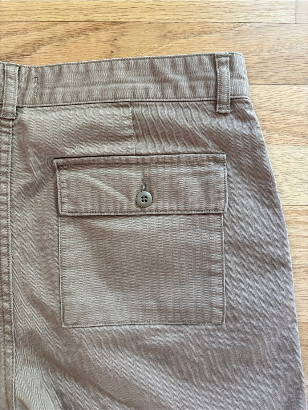 Taylor Stitch Men’s Size 33 The Trail Short Khaki Herringbone Utility Fatigue - Picture 6 of 7